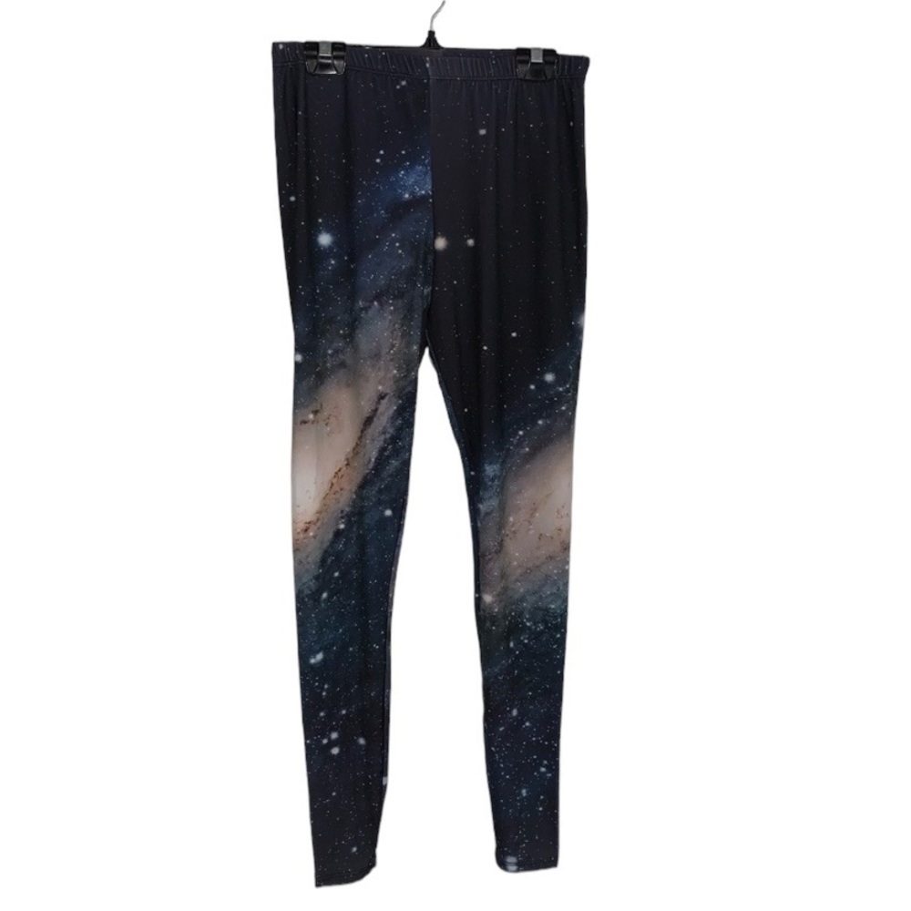 ✨FREE w/ $25 purchase! forever21 Galaxy Leggings